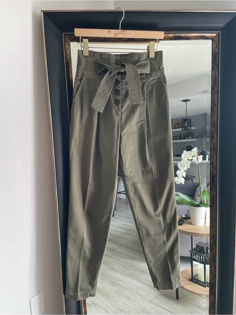 A.L.C. Olive Green Paperbag Waist Belted Pants Size 4 - Picture 2 of 6